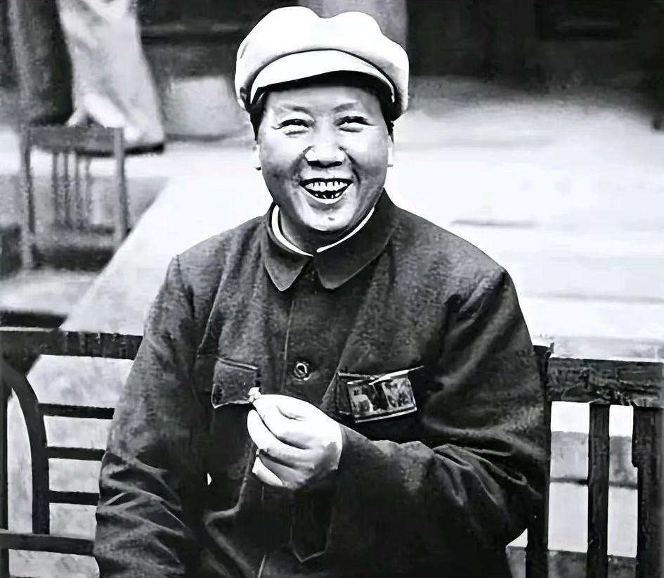 看看毛主席是怎样过河的？任务是过河，桥和船才是关键
 
毛主席有句家喻户晓的金句