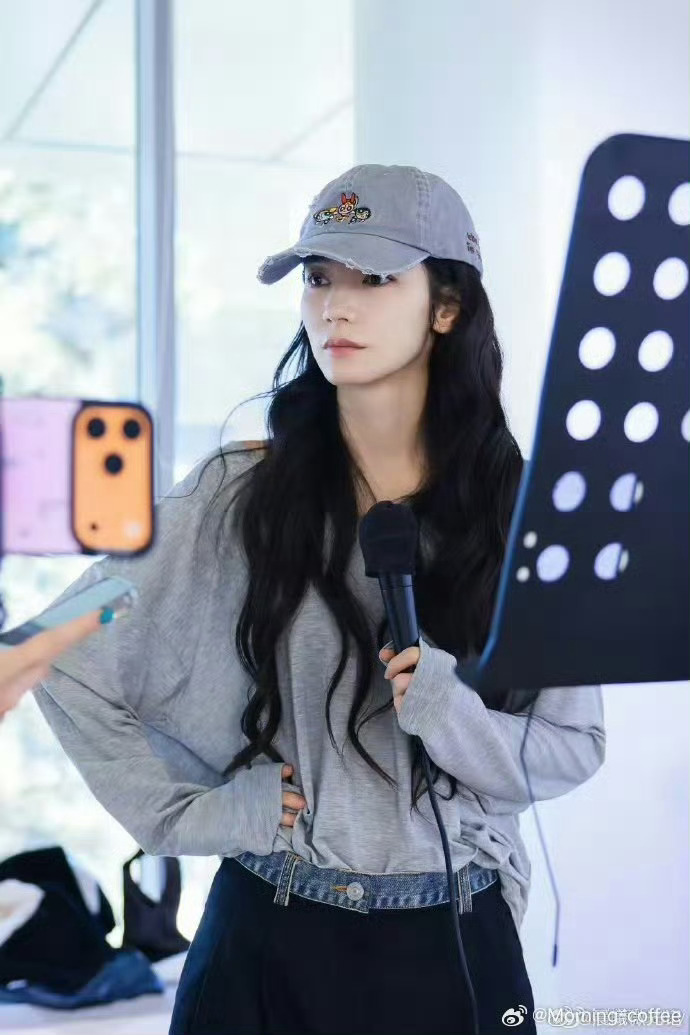 张宸逍发长文安利代斯 张宸逍发长文安利代斯张宸逍得知代斯参赛十分惊讶，仍发长文全