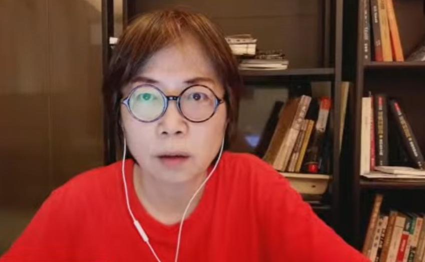 媒体人黄智贤在9月4日的节目中表示，她人生的核心框架并非“反独促统”，而是秉持“