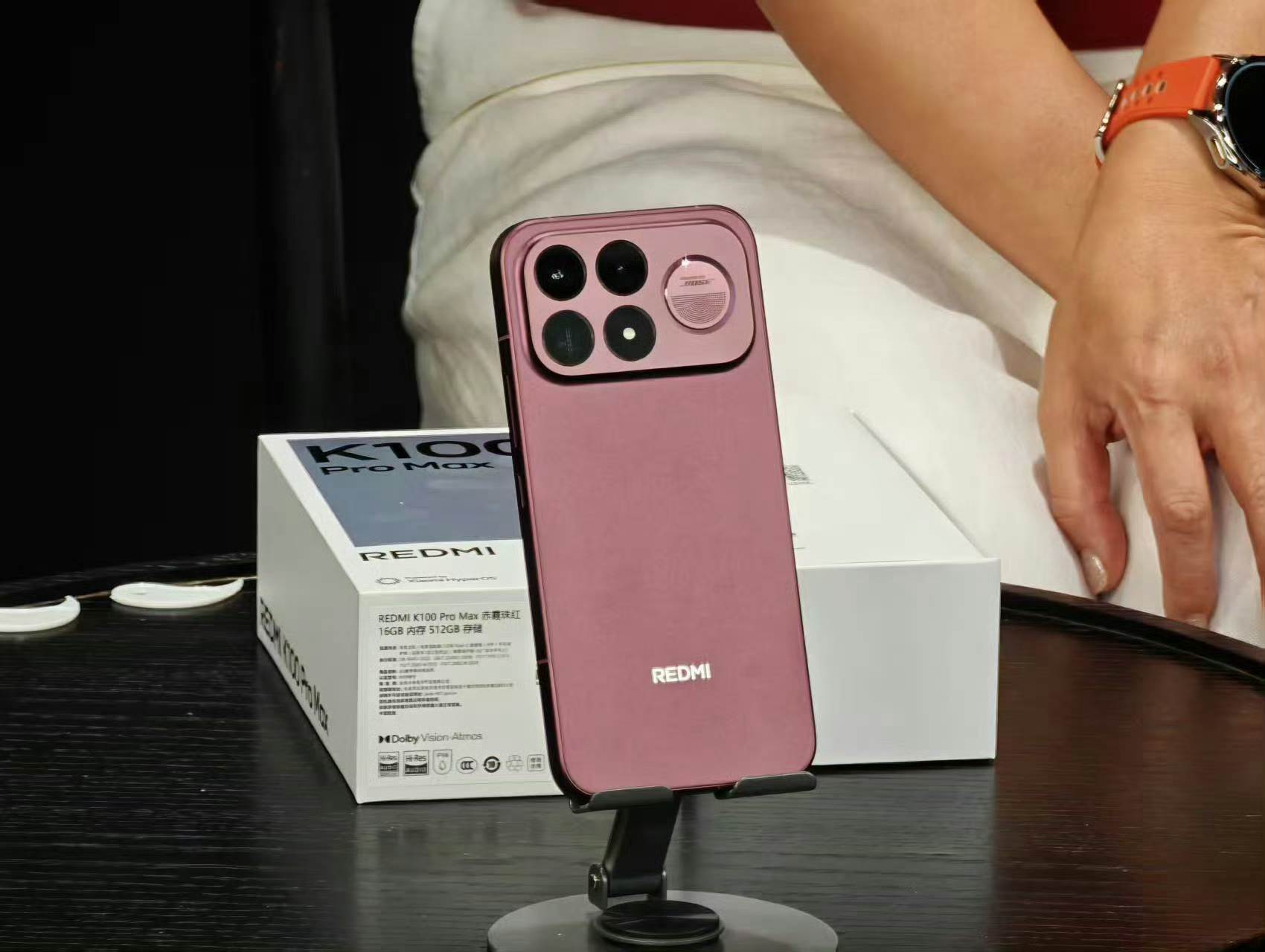 红米K100 Pro定档这是个什么颜色，好害怕iPhone18也是这个颜色