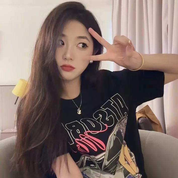 可爱又有个性的少女，轻松一刻！唯美少女系。 好看哒小姐姐 精灵系少女 全屏女孩 