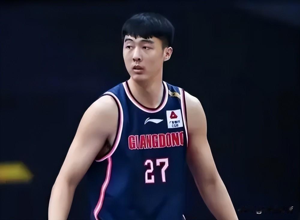 这还能留下来？距离广东队赛季结束，到现在结束休假，开始集训备注全运会，也就短短一