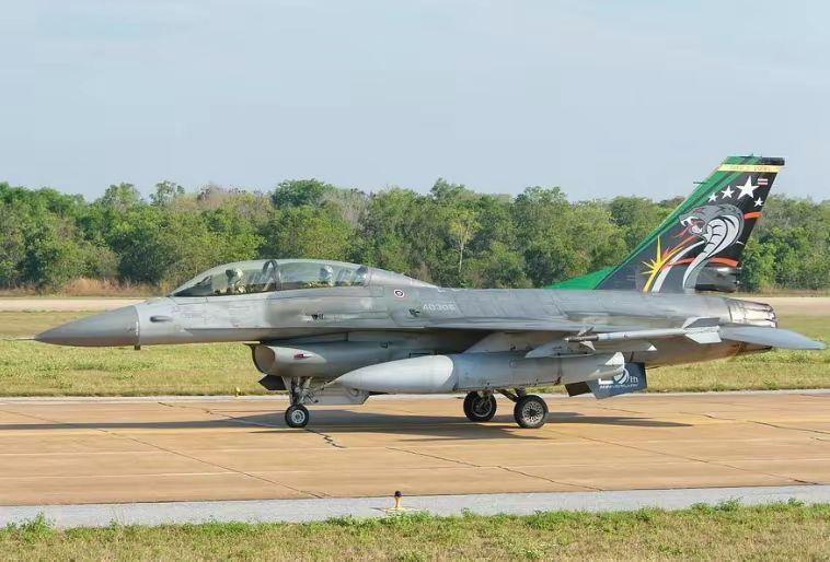 #美国将向越南出售F-16？# 事实上，美国的F-16中的性能很多都已经落伍，对