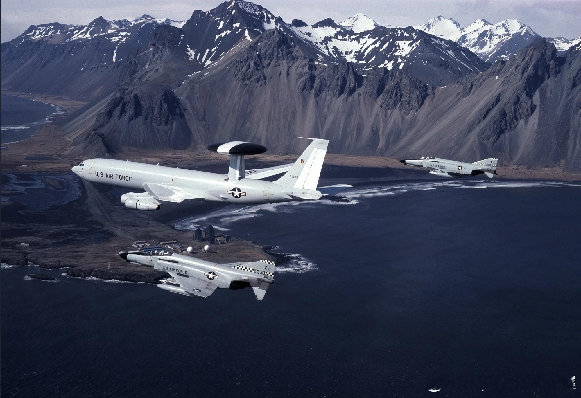 1979年5月3日冰岛Hotin霍廷H-3雷达站上空军事历史全触达 ​​​