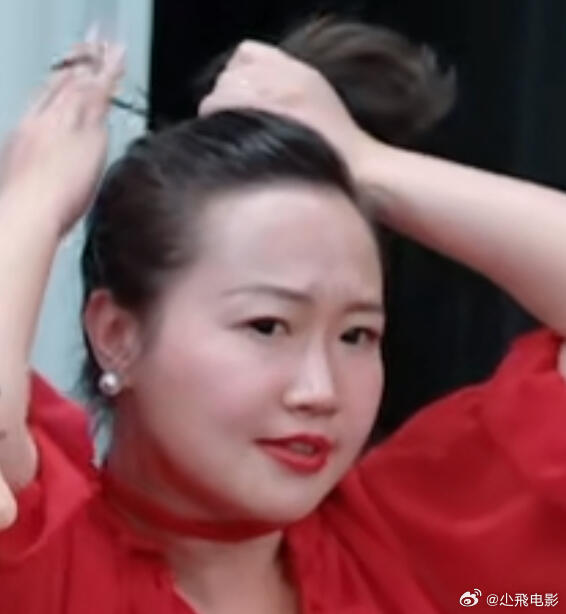 老板，这是我的新头像。 