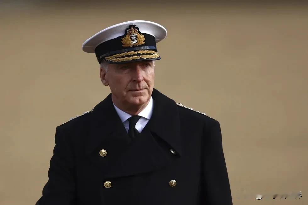 英国军队总司令警告世界处于“第三个核时代”
伦敦时间12月5日，英国武装部队总司