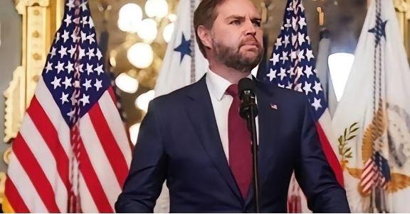 美国副总统万斯曾经表示：美国最大的错误就是，在苏联解体的时候，美国只把心思放在了