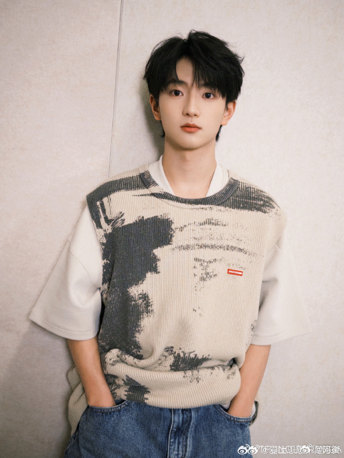 穆祉丞一句话让兄弟V50 哇塞，穆祉丞一句话就能让兄弟V50，这得是多铁的关系啊