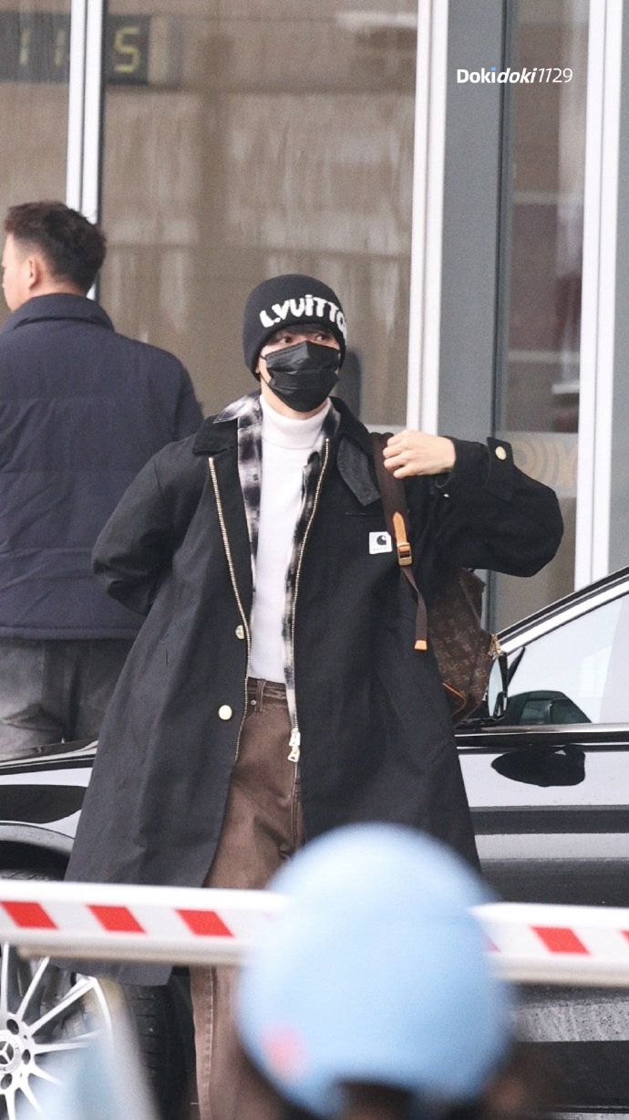 龚俊陆小凤人设  龚俊新角色陆小凤人设：表面玩世不恭、爱酒爱热闹、言语风趣、看似