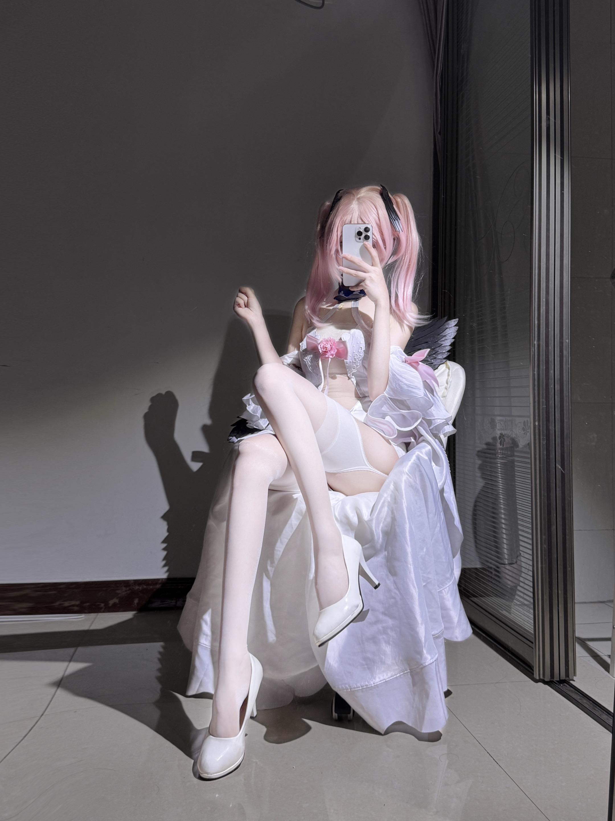 下江小春 蔚蓝档案 cos发电计划