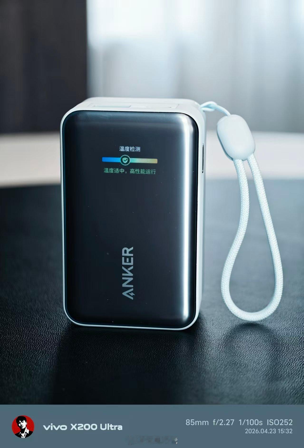 前两天在车展一顿猛猛拍（大部分都拍废了）但是没白拍啊，起码累着了，后来直播要不是