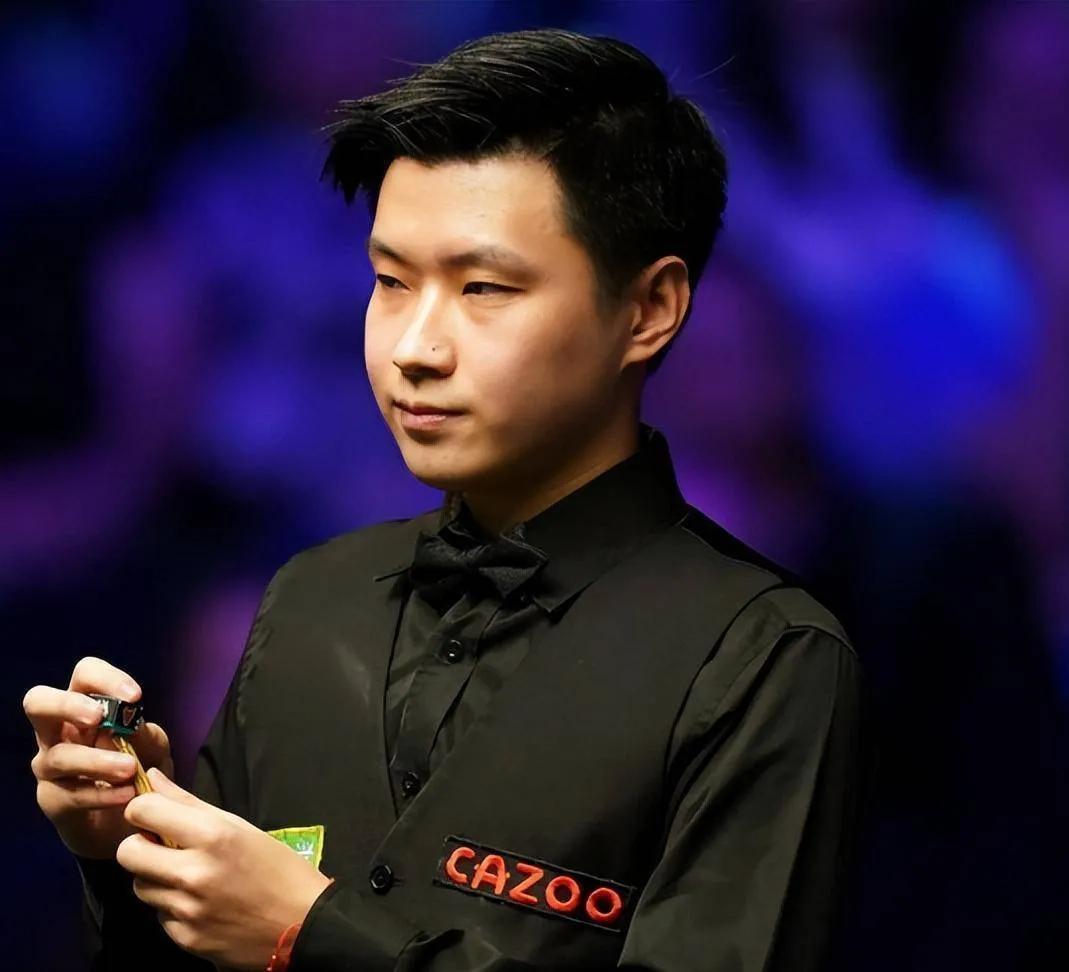 北京时间4月19日凌晨05:20，刚刚结束了一场2026斯诺克世锦赛正赛首轮，卫