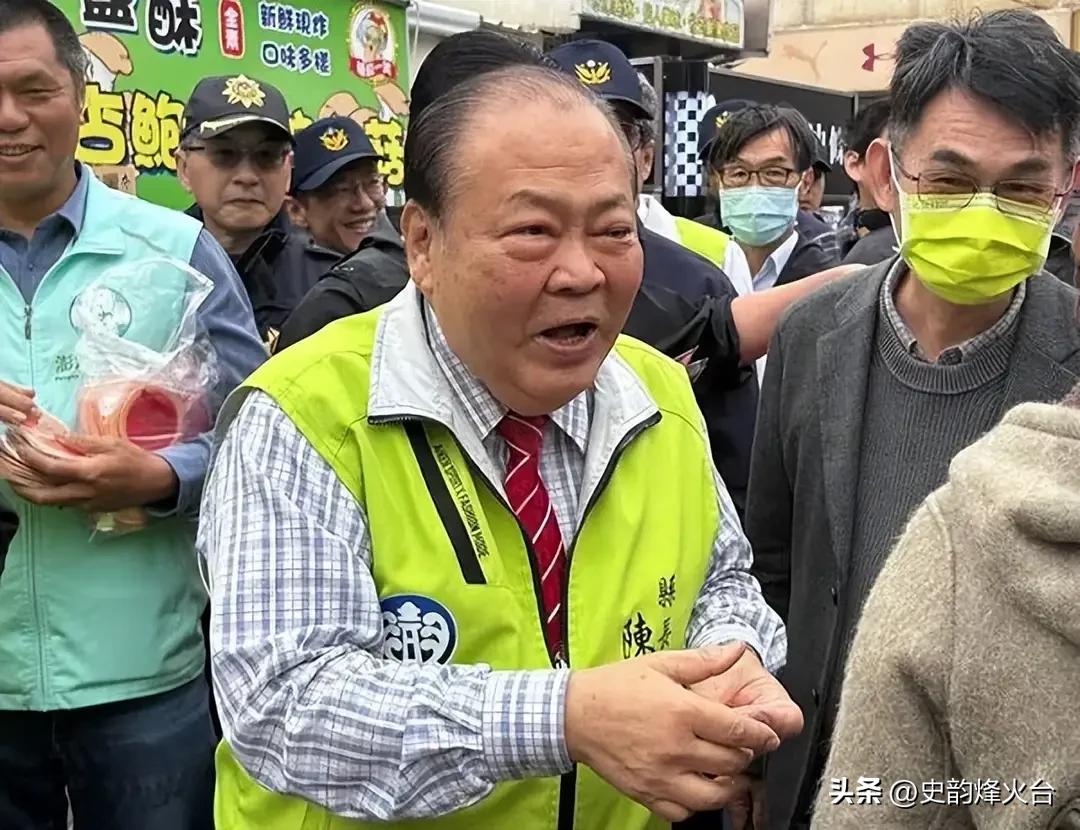 澎湖这座扼守海峡的小岛，本是民进党稳拿的席位，却因一场意外，成了民进党内部矛盾爆