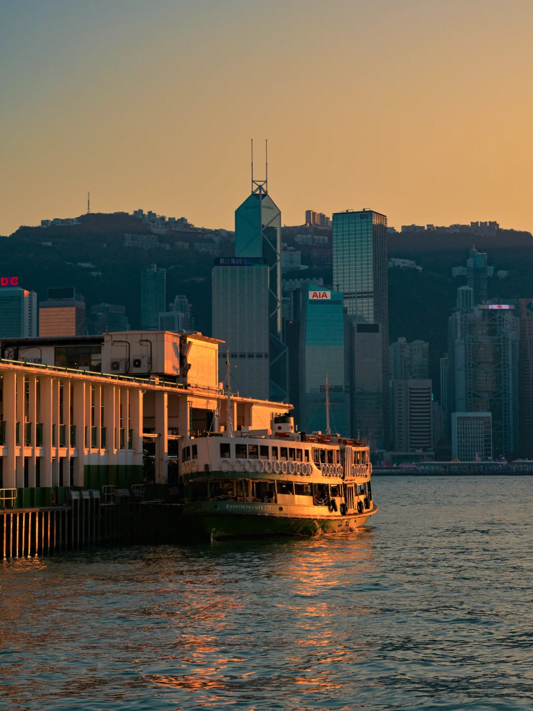 香港，一座永远拍不腻的电影片场～📷