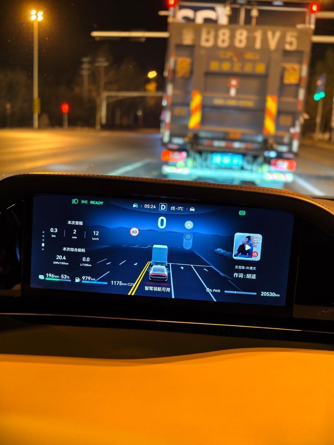 熬夜选手是不行了早起冠军还是可以的蜘蛛是真的牛马