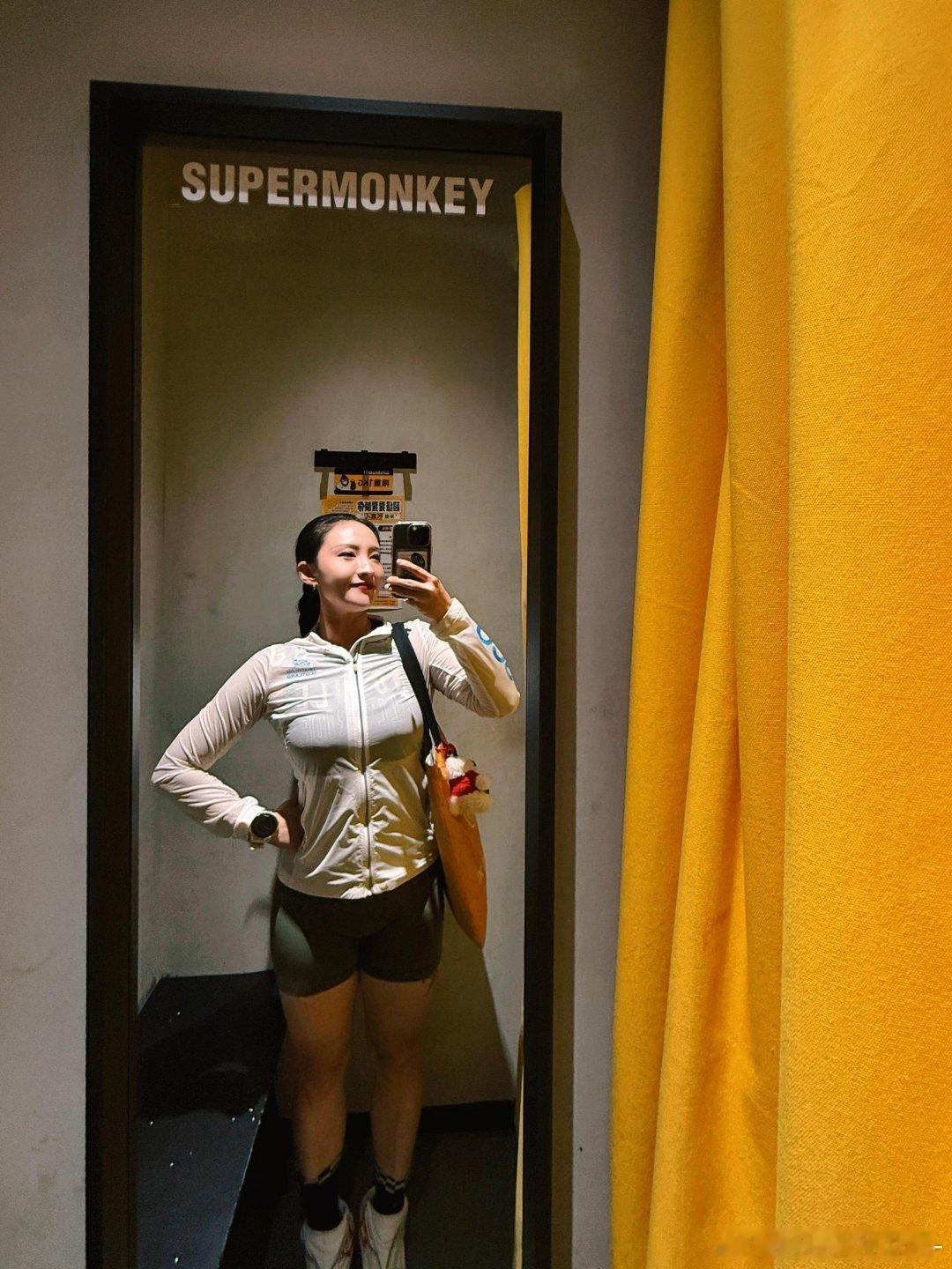 这种最猛了 ​​​