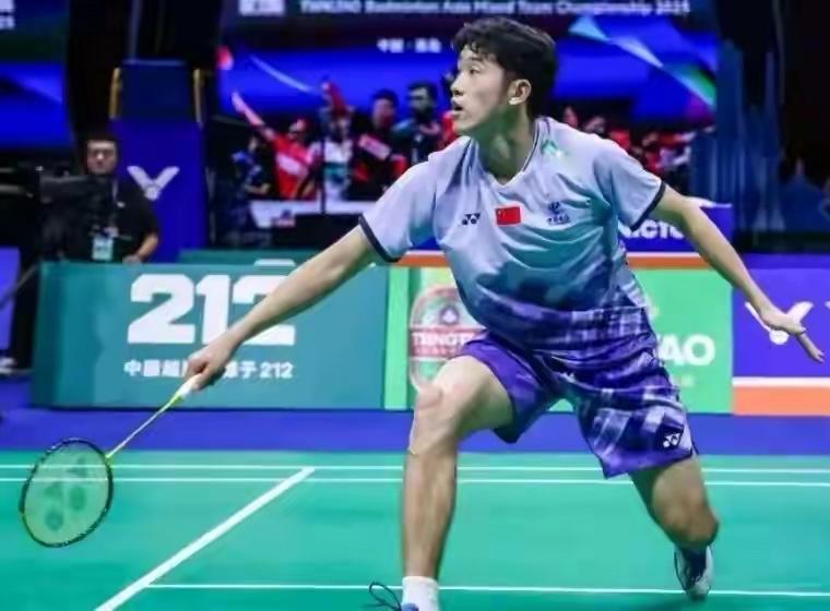 胡哲安最近两场全运会男团比赛都出任二单，可即便如此，他也并不好过，接连被雷兰曦和