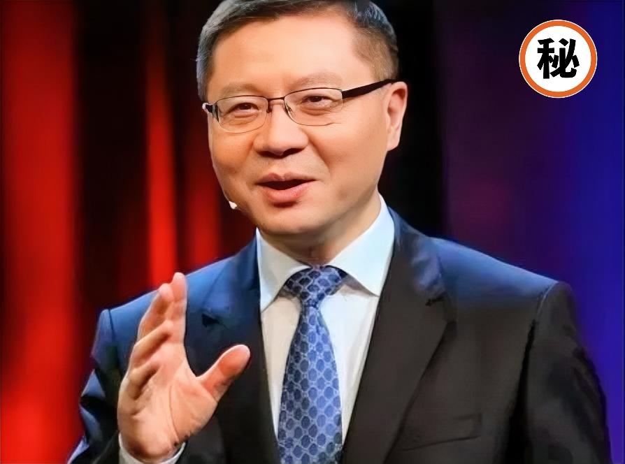 乌克兰快成地图上的虚线了，光刻机零件还在海关排队，三年前说的话现在听真像在讲昨天