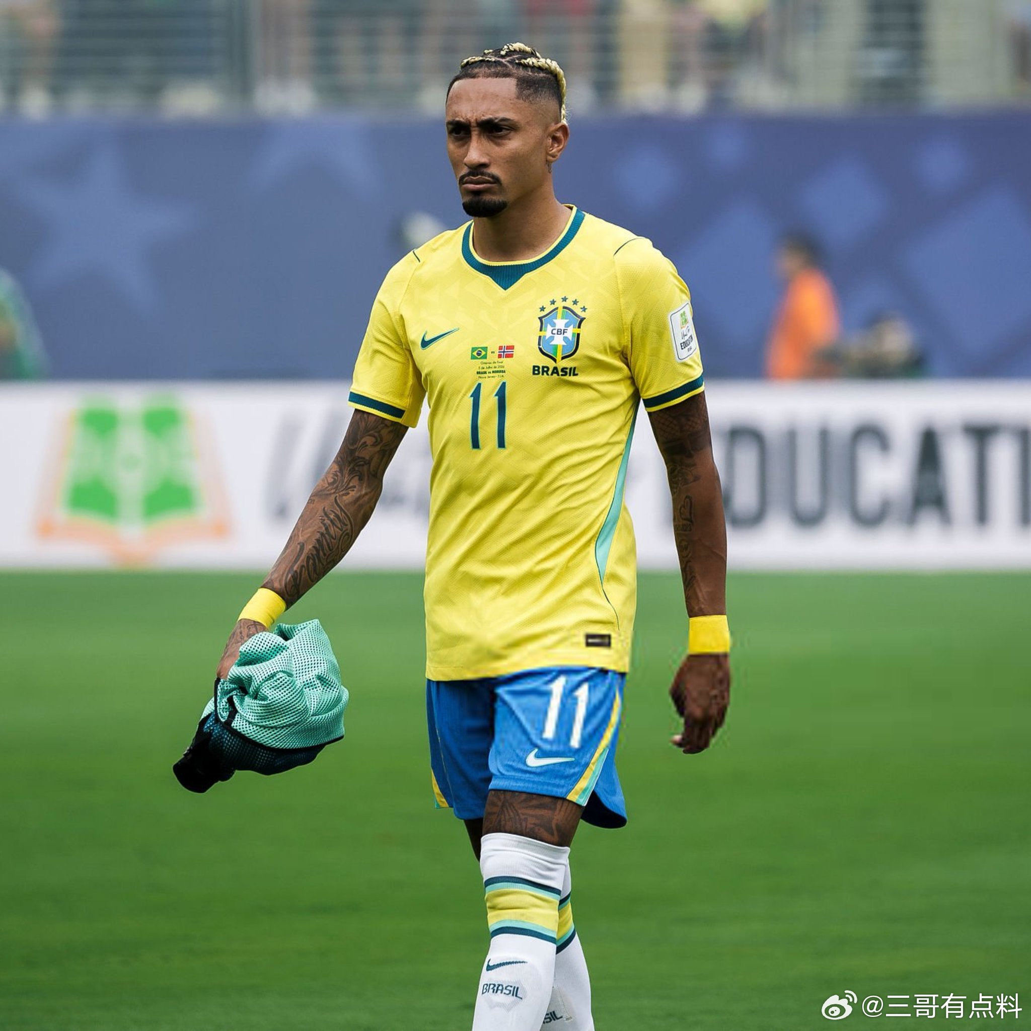 🚨 𝗝𝗨𝗦𝗧 𝗜𝗡：拉菲尼亚本周即将重返巴塞罗那，汉斯·弗里克正准