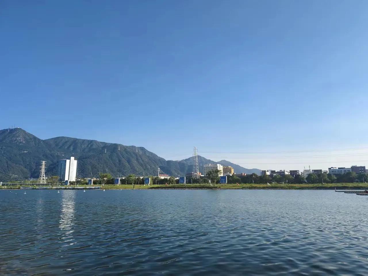 竞技体育允许失败，允许教练员和运动员的失误，他们是人不是神，特别是长期不败的乒乓