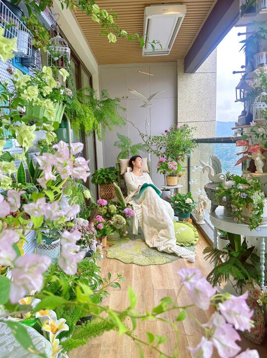 亲戚说住这么漂亮的大房子，难怪宅家不出门！