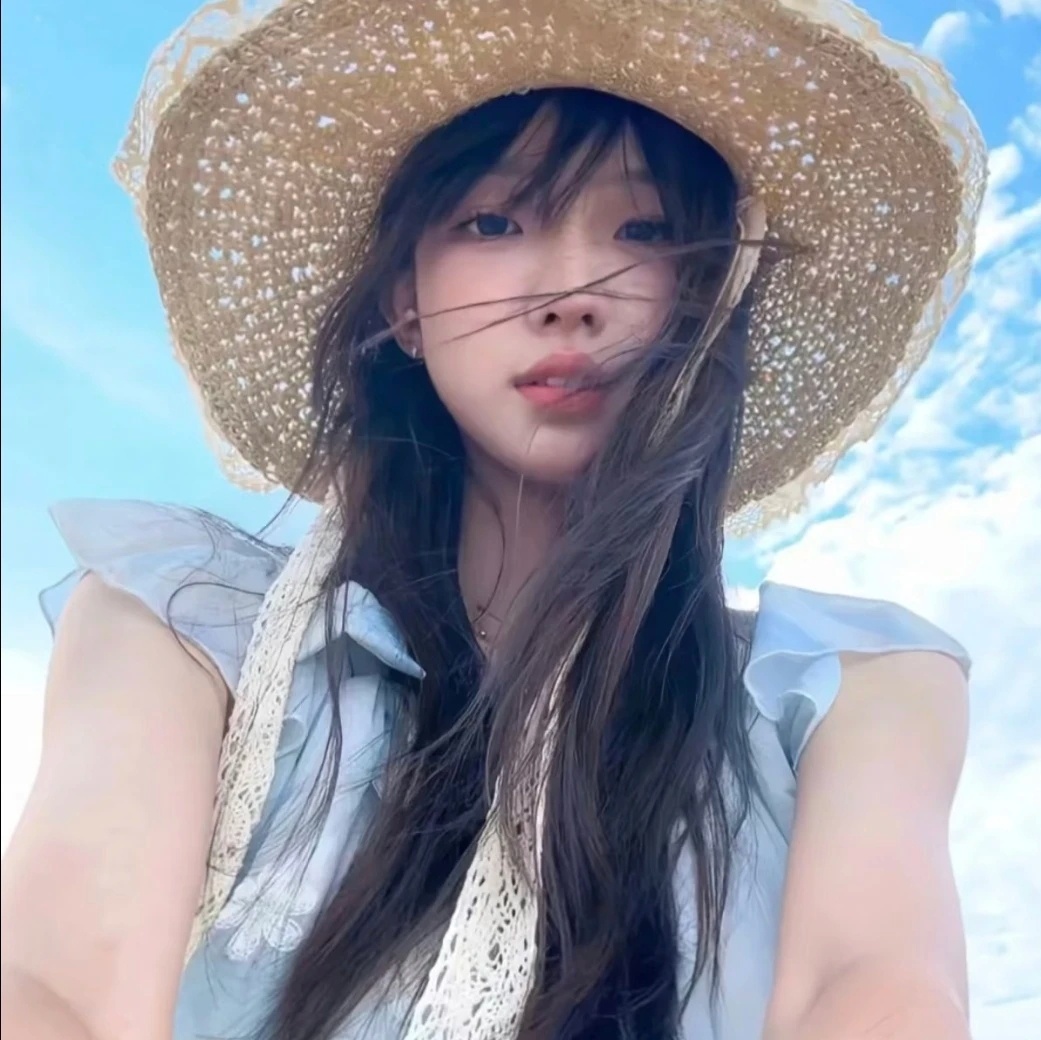𝙎𝙝𝙖𝙧𝙚丨头像+背景图°★爱是最小范围的蝴蝶效应☆.女生头像〡审美积