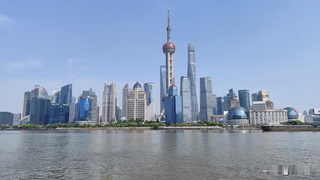 分享一张你最近随拍的照片浦东风光！