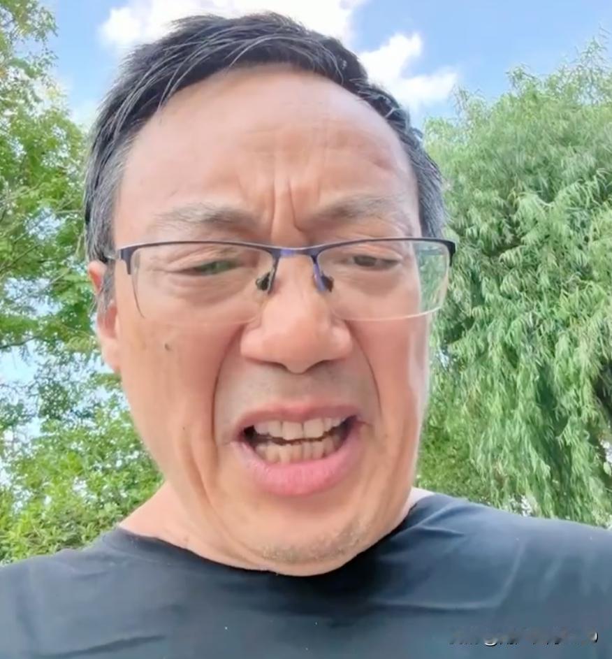 “胡辣汤大战”到底是怎么回事？英语的主科地位是否应该被取消？

近日，在网络上搞