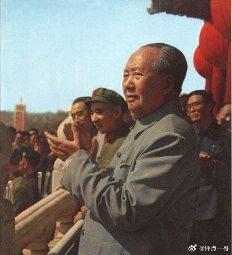 历史和现实一再印证老人家这句话就是真理！以斗争求和平则和平存，以妥协求和平则和平