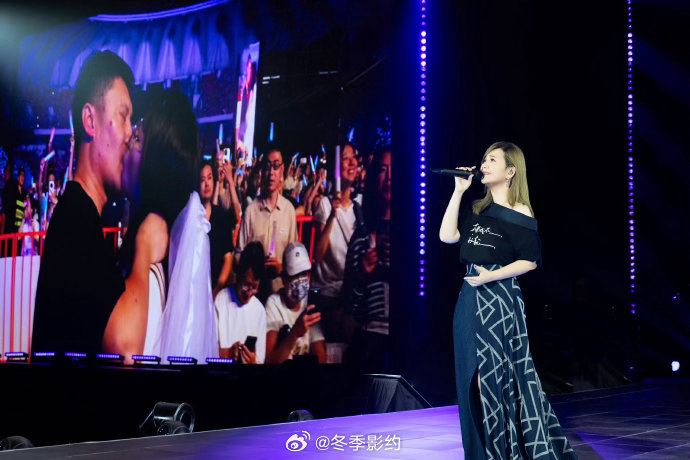 梁静茹2026南宁演唱会预售开启南宁歌迷苦等多年终于圆梦！这不仅是时隔多年的重逢
