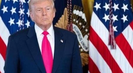 美国向中国下最后通牒：不同意就打？美国这是蹬鼻子上脸！2026年1月，中美外交团