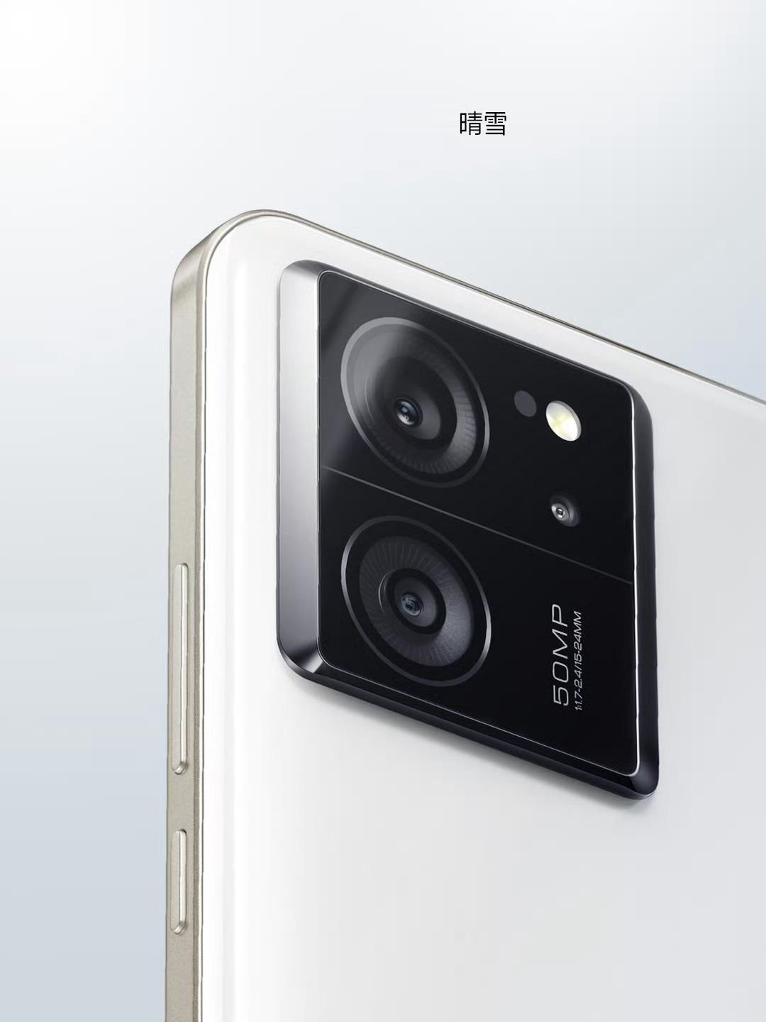 K60至尊版「晴雪」亮相，有种陶瓷质感。
感觉 Redmi 的晴雪配色，一直都还