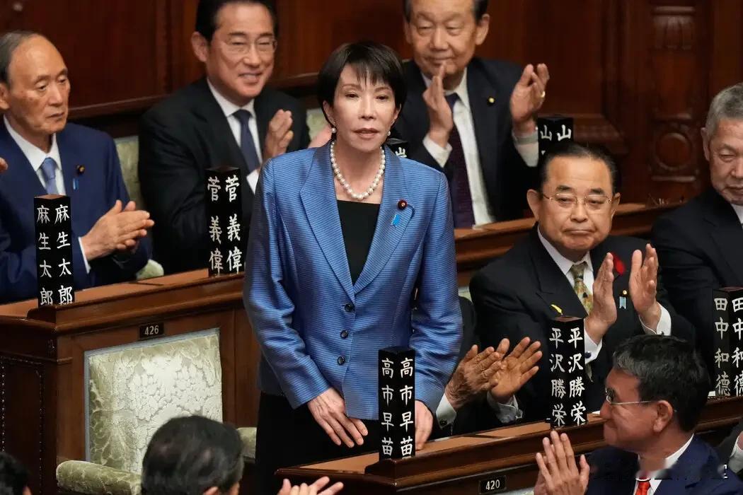 日本右倾化：东亚和平的现实威胁
 
日本政坛持续右倾，本质是对二战胜利成果与战后