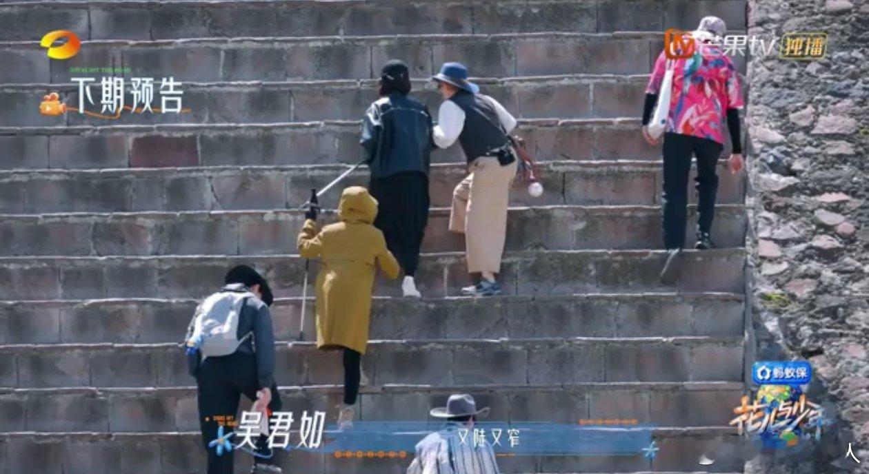 吴君如犯高血压花儿与少年 看完预告整个人都揪起来，别的都不重要，只盼着我们小如能