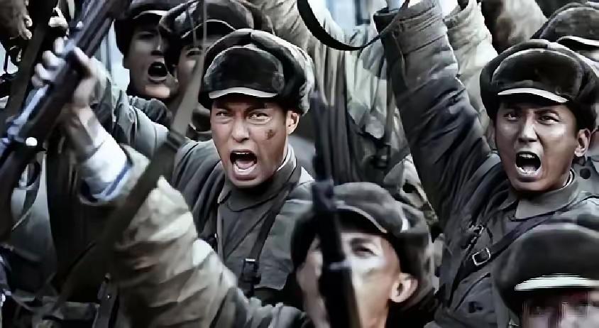 1938年，一次白刃战中，一名身高1米92，体重200斤的中国战士，突然大喊着杀