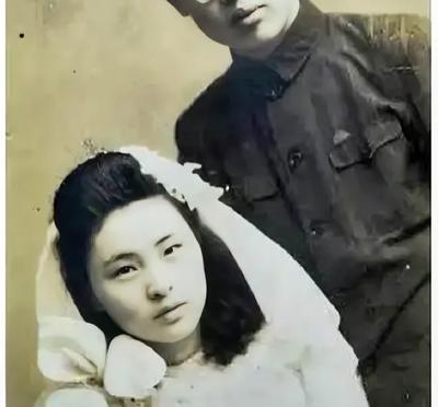 1928年，日本富家女不顾家人反对，远嫁数学家苏步青。哪料，日军侵华期间，富家女