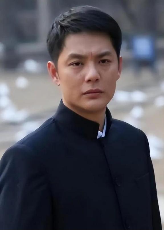 “我可以净身出户，但我说的要求你必须做到！”2017年，傅程鹏向结婚21年的发妻