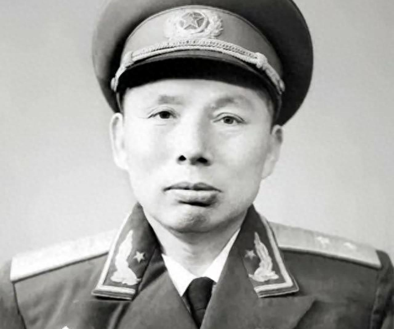 1941年2月7日，外号“张疯子”的张仁初率部在郯马重坊遭遇数百扫荡日伪军。 面