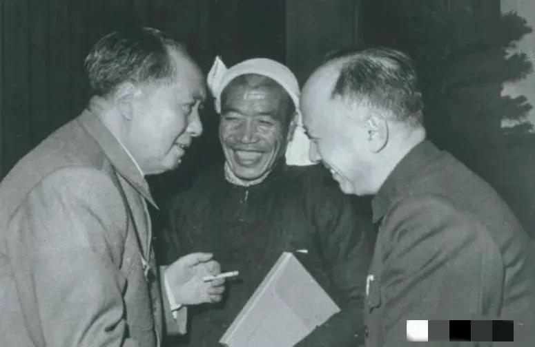 当初，毛主席逝世，钱学森连续三天参加守灵，他说："我之所以有今天，都是毛主席和共