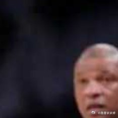 最新消息：据ESPN名记Shams报道，在字母哥受伤后，雄鹿队希望他放弃本赛季。