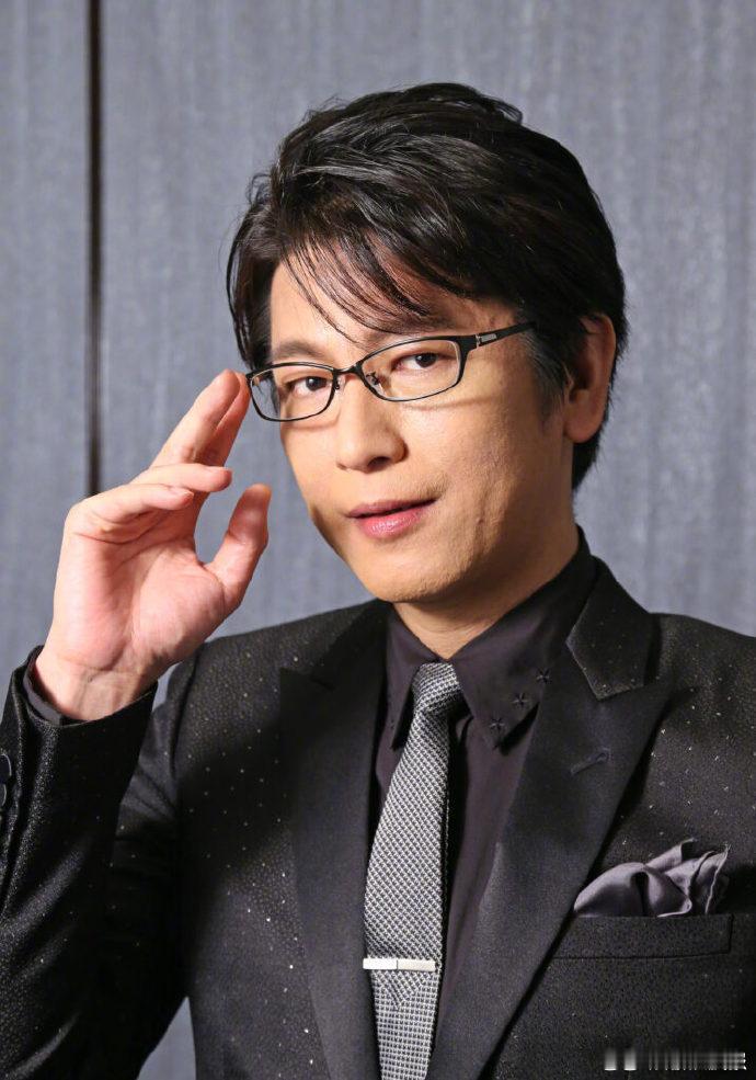 及川光博宣布再婚 及川光博当爸 年少被誉为娱乐圈王子，56 岁依旧优雅迷人！及川
