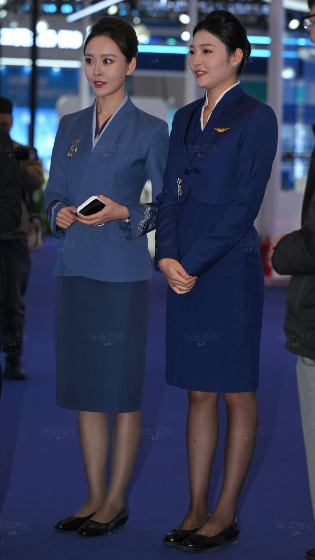 能猜到这是什么展会吗？看着像是空乘小姐姐。