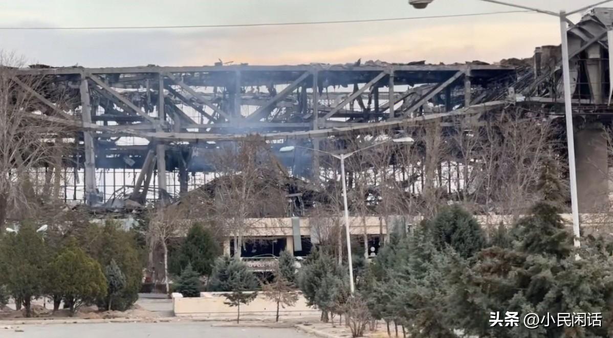 美以简直就是丧心病狂了！
在美帝与以色列的联合打击下，德黑兰阿扎迪体育场被摧毁了