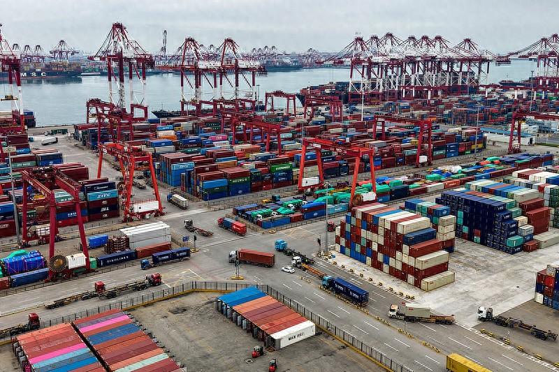 中国吹响贸易战全面反攻号角，对美反制中方动真格了！是时候我们也应该动真格的了。用