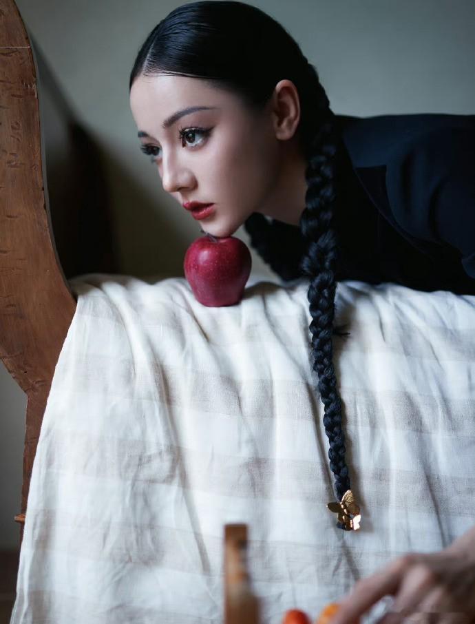 迪丽热巴，第二套，出图啦 ​​​