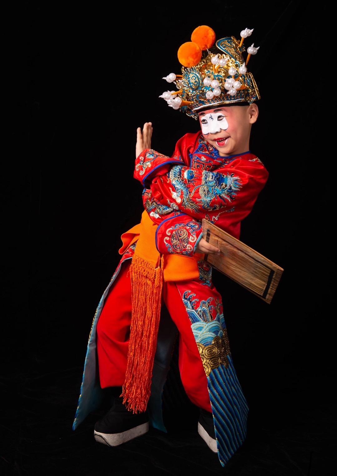 第29届“中国少儿戏曲小梅花荟萃”天津地区（业余组）推选活动在光华剧院现场比赛成