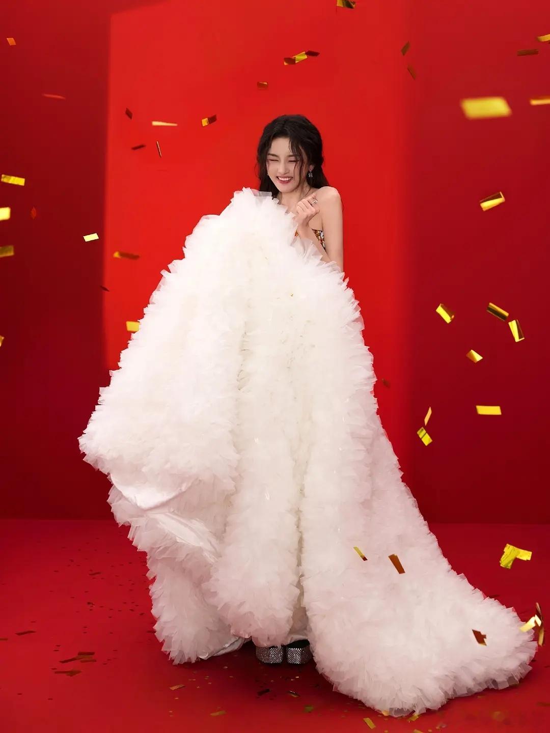 宋祖儿营业的时候简直就是美鹅！ 