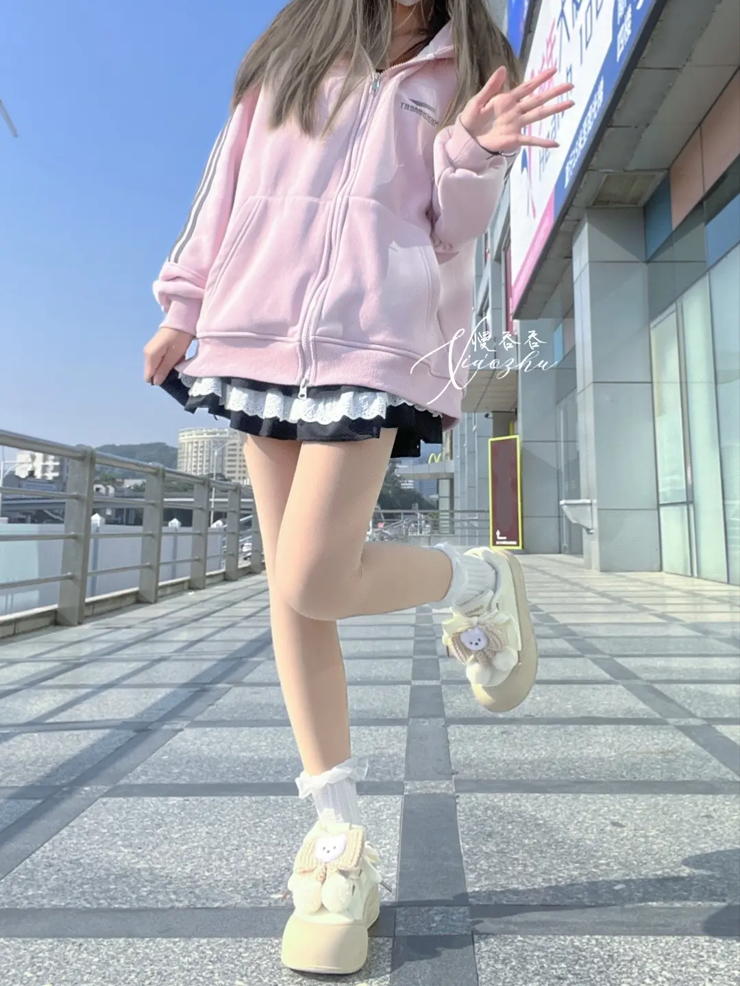 今日文案“老天爷 我是个混日子的 你不要为难我”