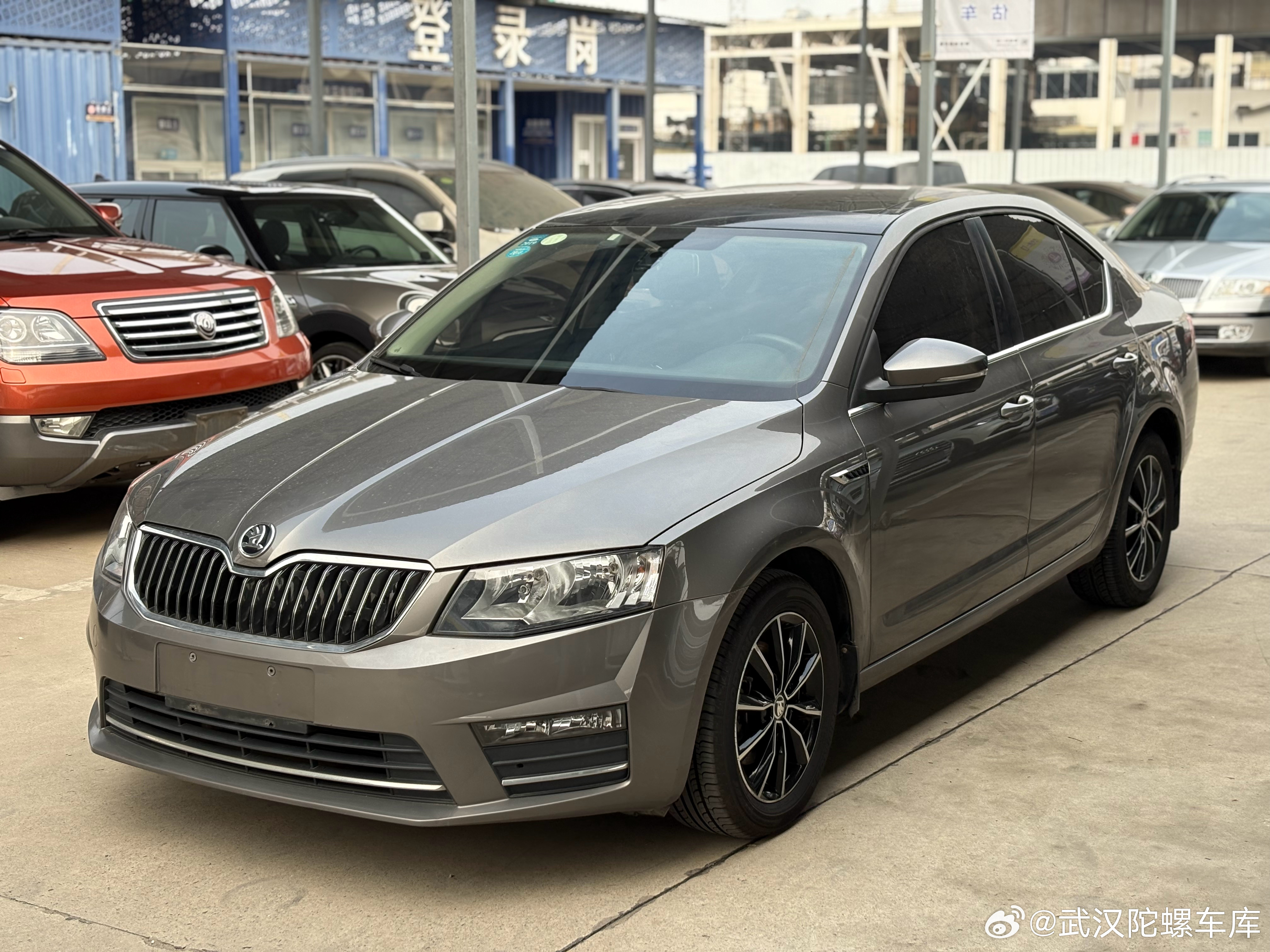 2017年 斯柯达明锐 1.6L自动智行版一手到店 9万多公里 车况精品磨损小经