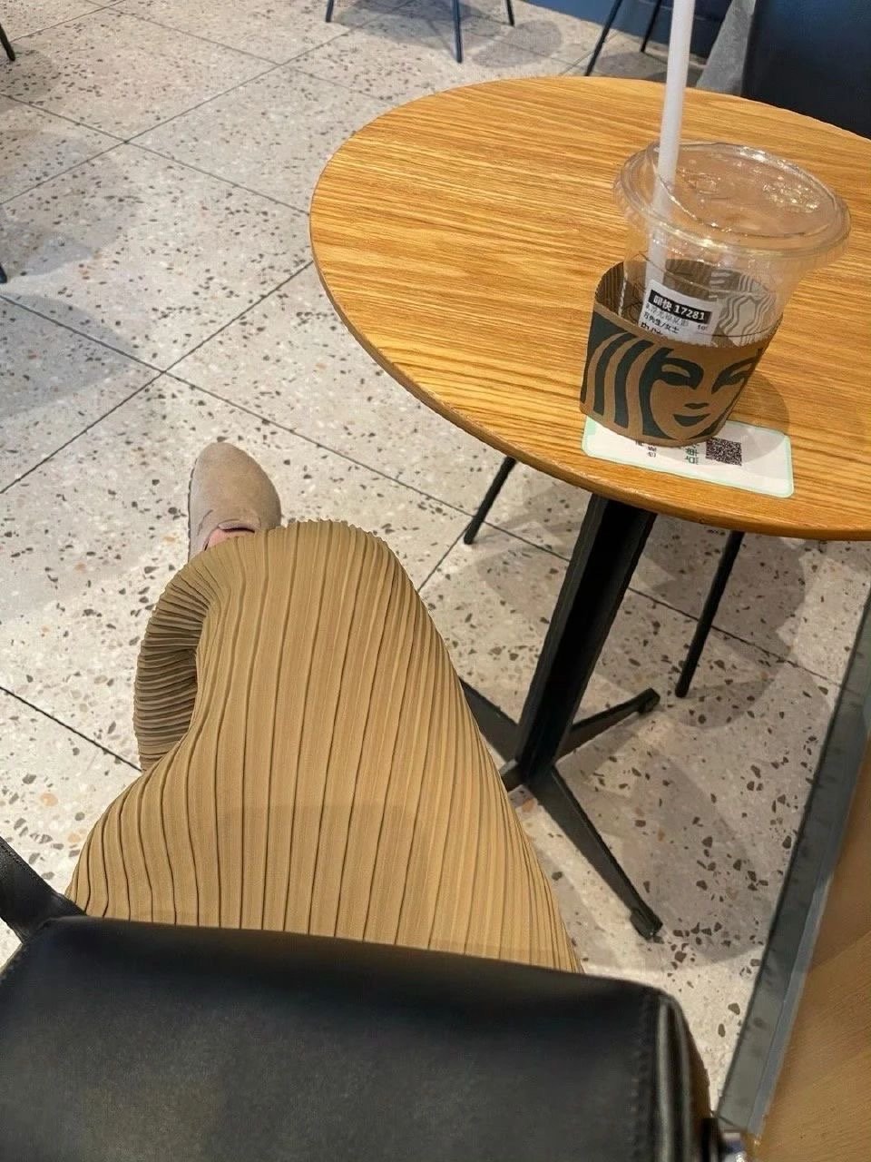 𝗣𝗟𝗢𝗚☕️“小事忍大事狠，没人扶自己要站稳” ​​​